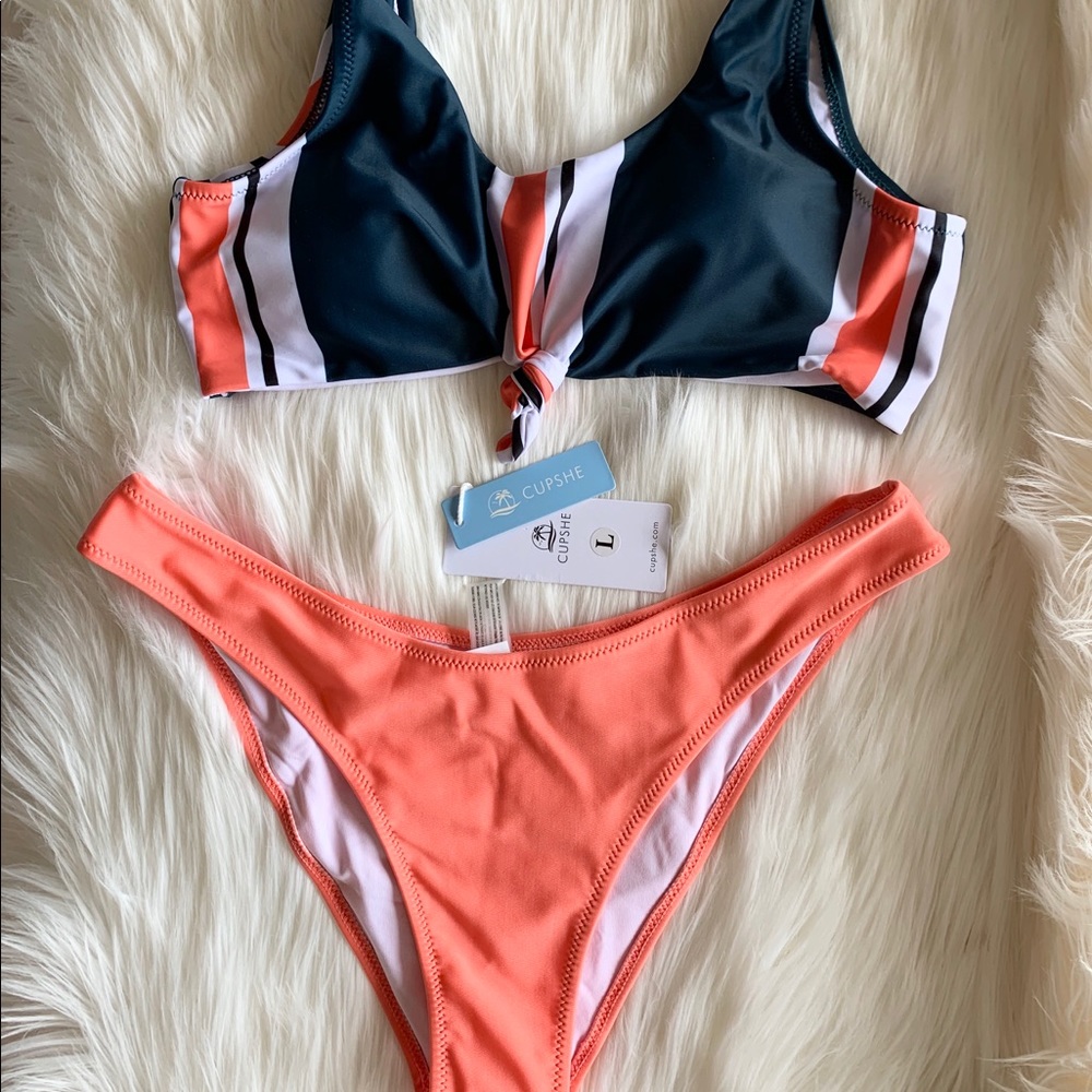 *NWT* CUPSHE Bikini Sz. Large